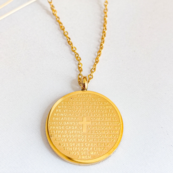 Gargantillas con medalla...