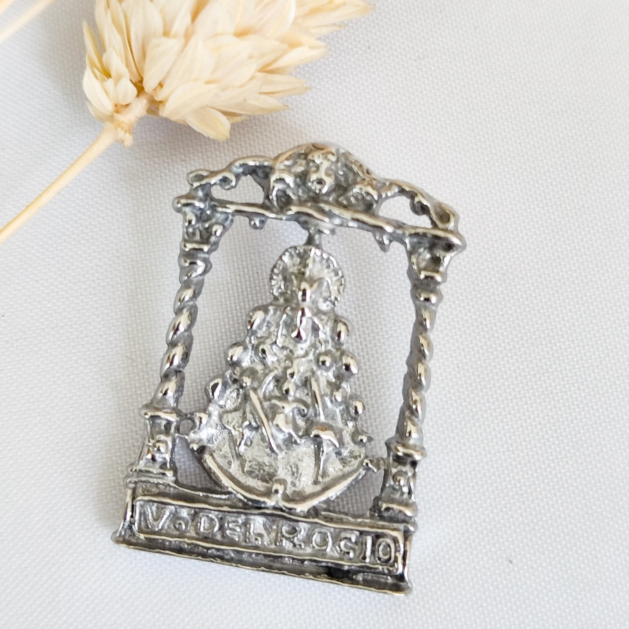 Gargantillas Virgen del Rocío bajo...