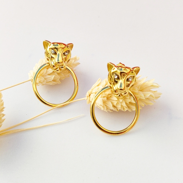 Pendientes de pantera y aro