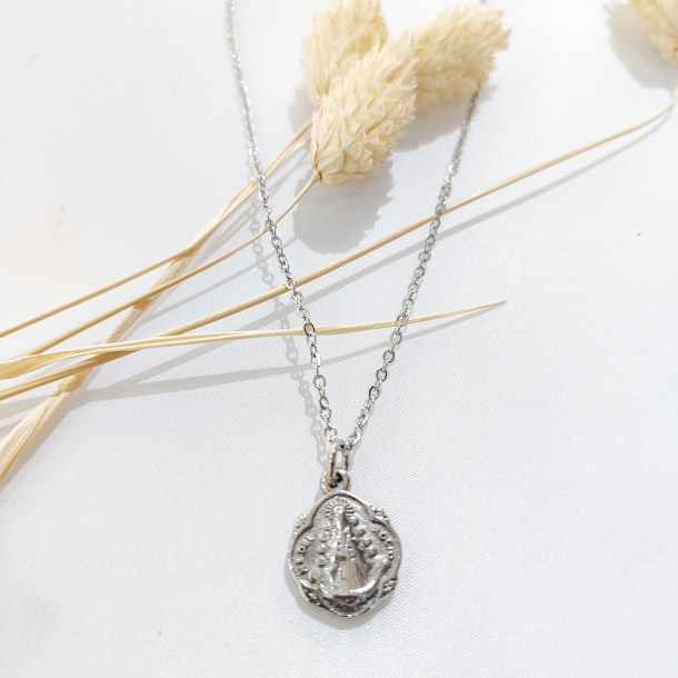 Gargantilla con medalla de...