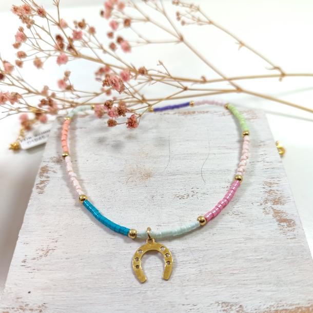 Gargantilla bolitas rosas,...