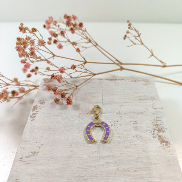 Colgante herradura malva...