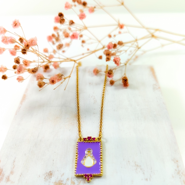 Gargantilla escapulario...