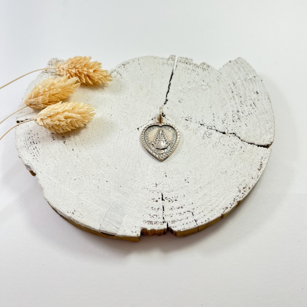 Medalla Virgen del Rocío...