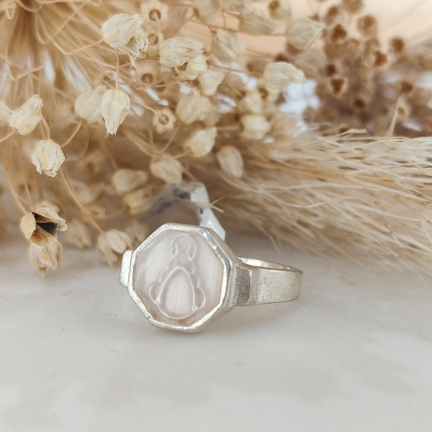 Anillo octogonal silueta...