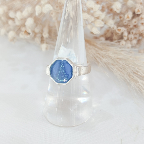 Anillo virgen octogonal resina turquesa plata
