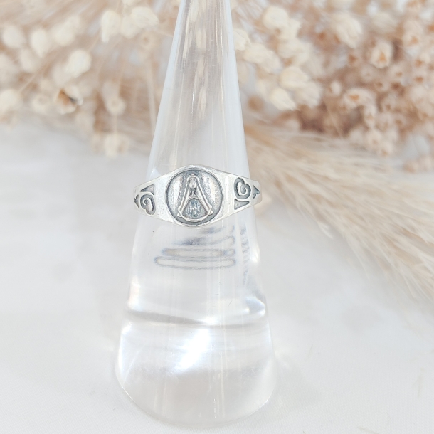 Anillo mini sello reina y...