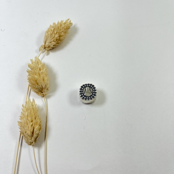 Charm redondo silueta...