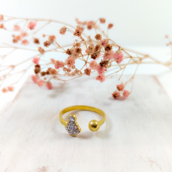 Anillo ajustable silueta circonitas baño oro