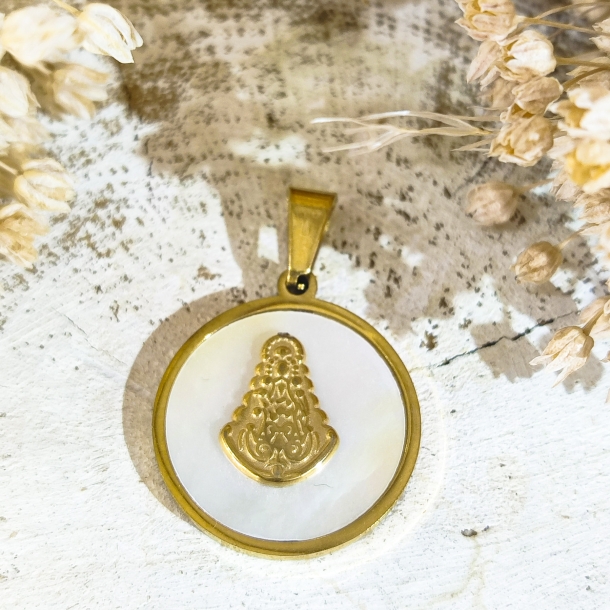 Medalla Virgen del Rocío...