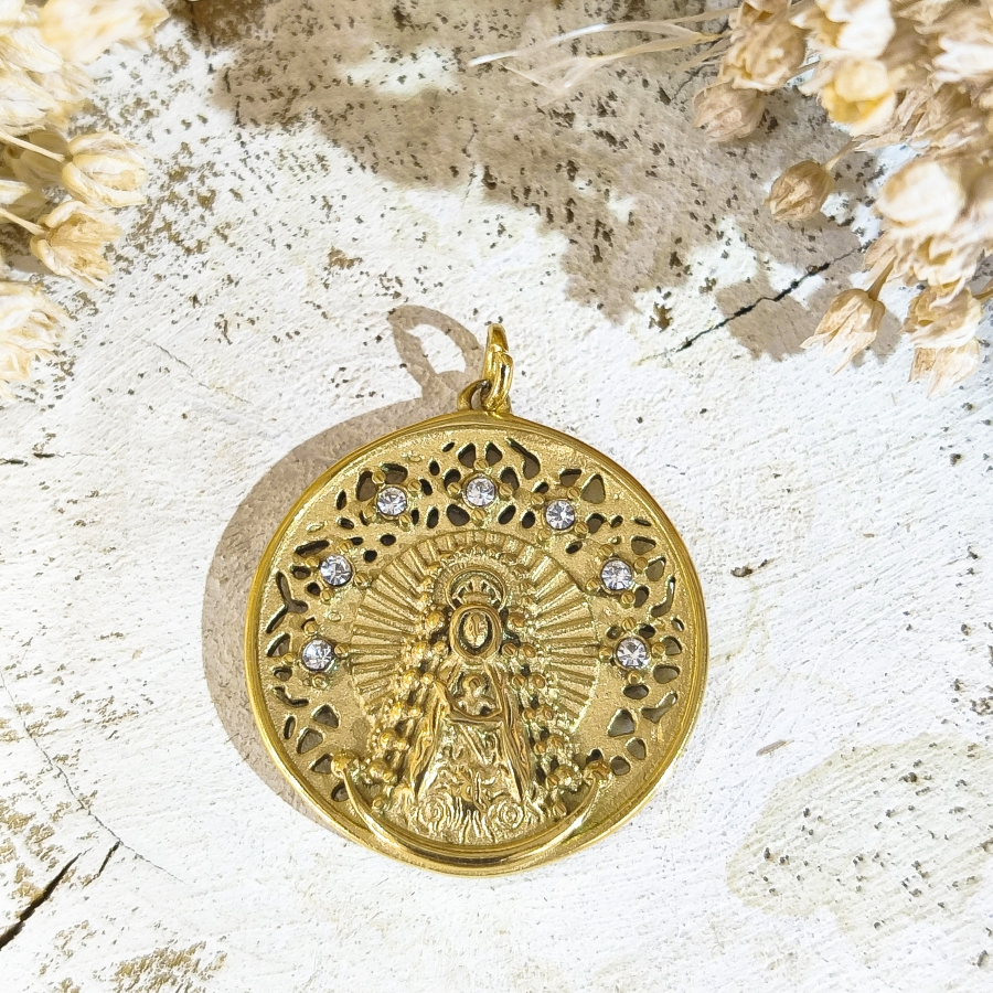 Medalla Virgen del Rocío redonda y circonitas