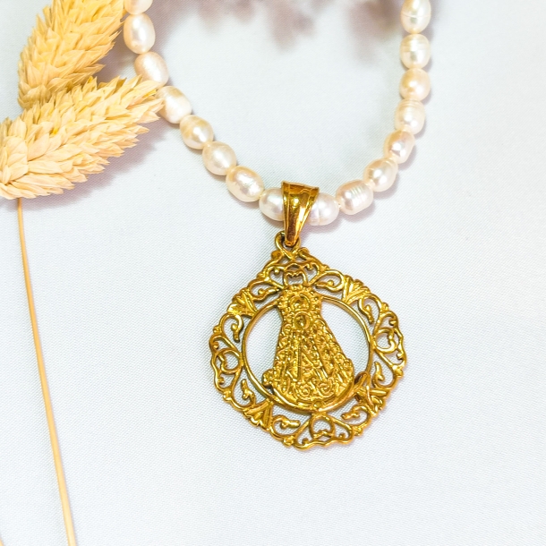 Gargantilla de perlas y...